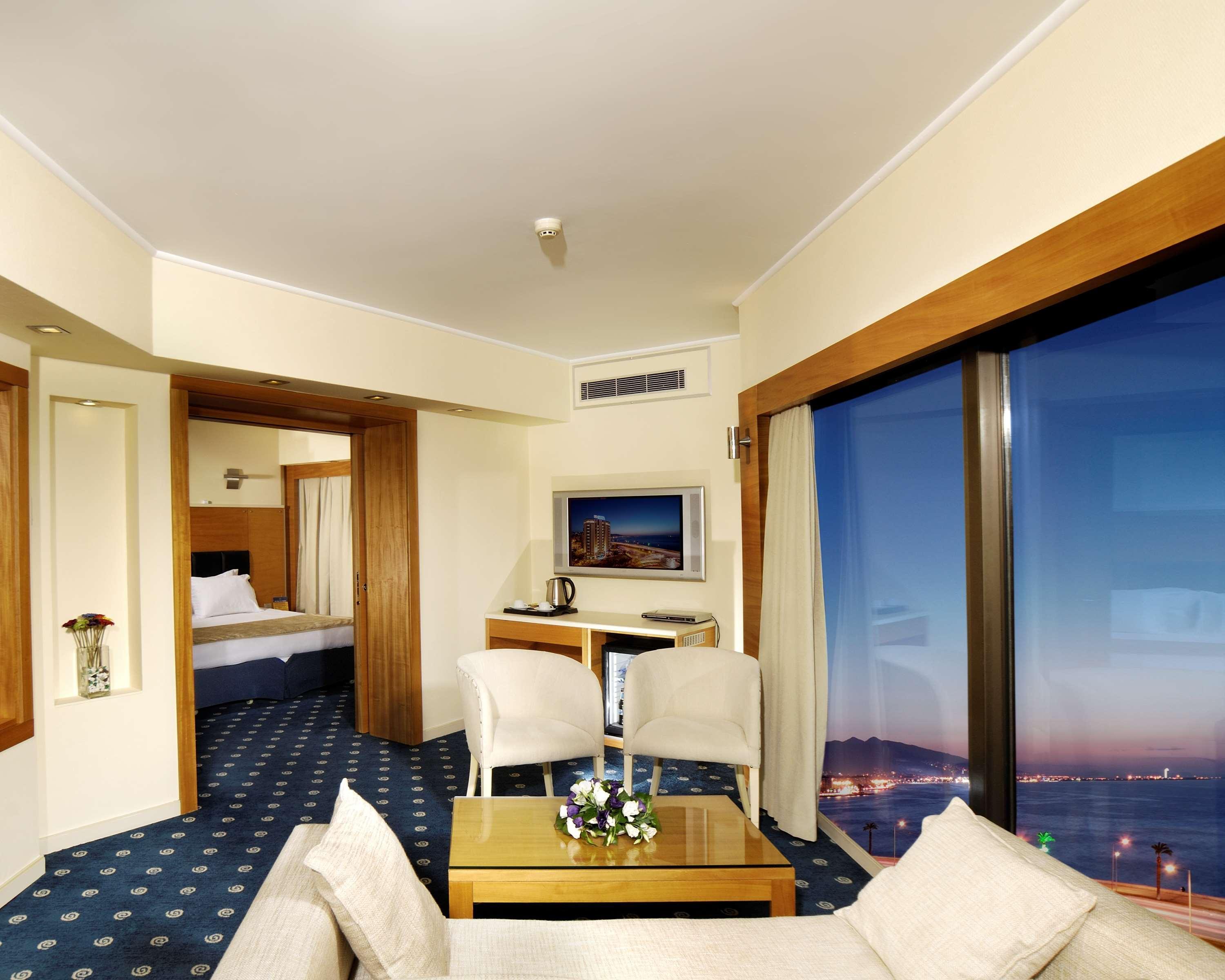 Best Western Plus Hotel Konak İzmir Luaran gambar