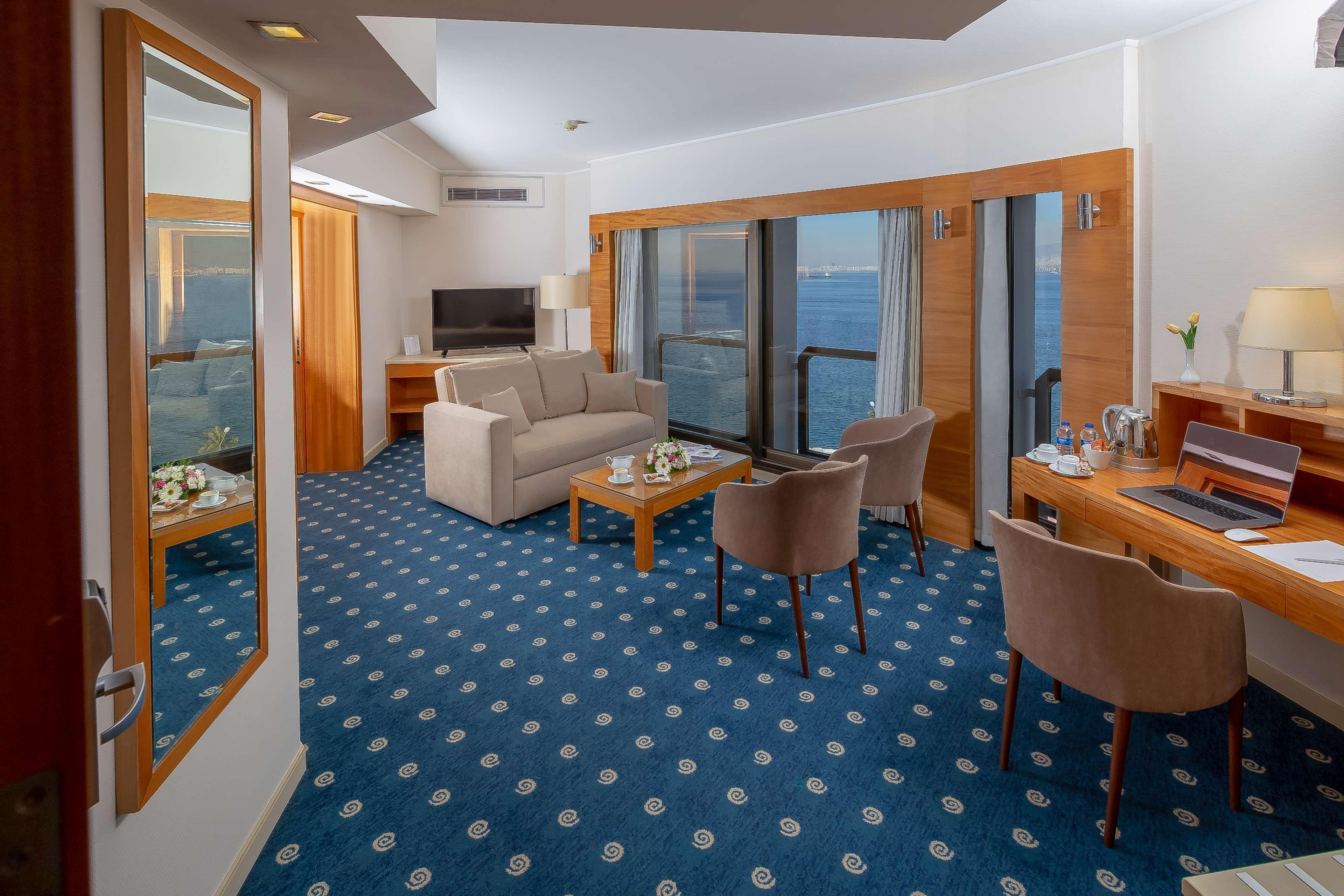 Best Western Plus Hotel Konak İzmir Luaran gambar