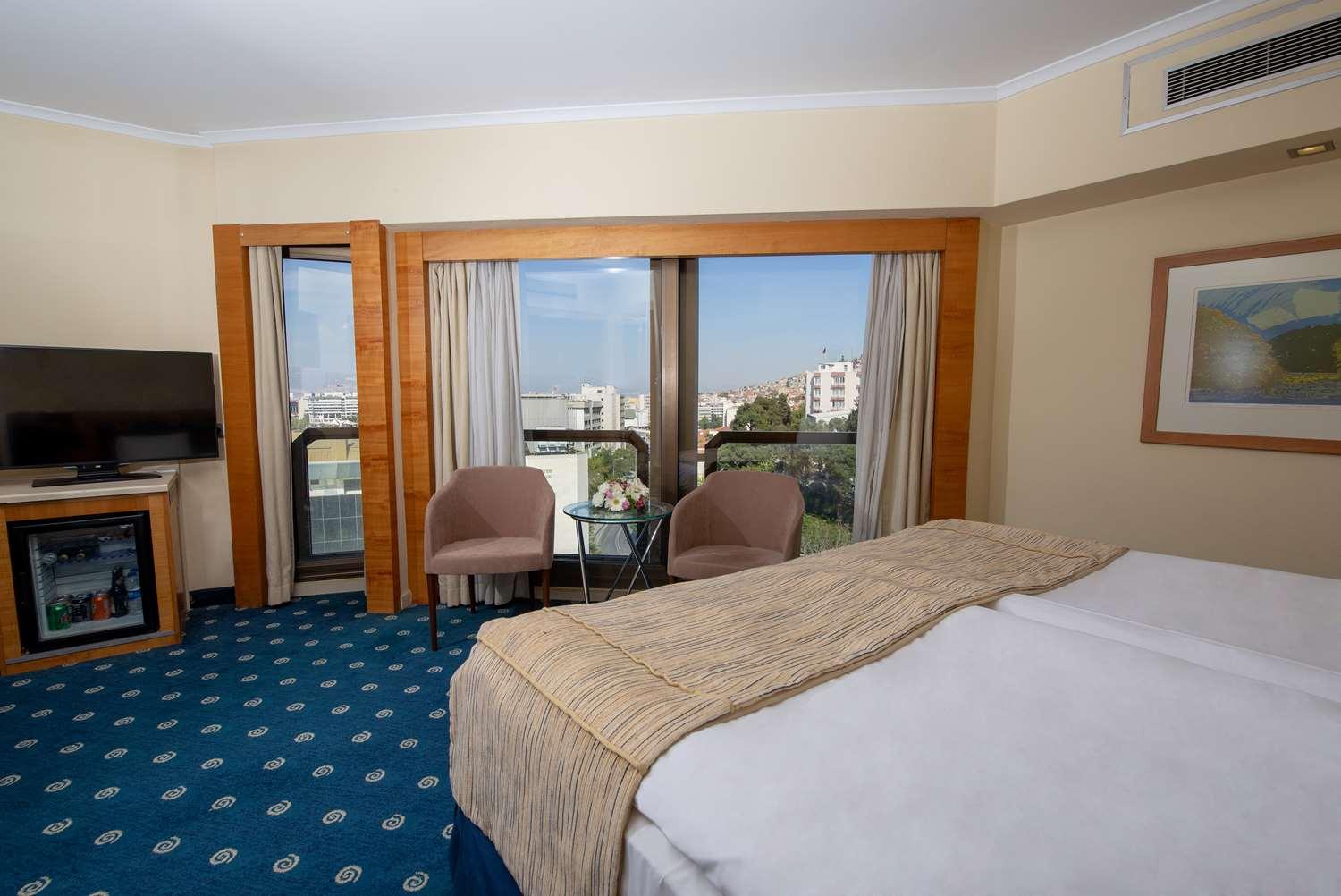 Best Western Plus Hotel Konak İzmir Luaran gambar
